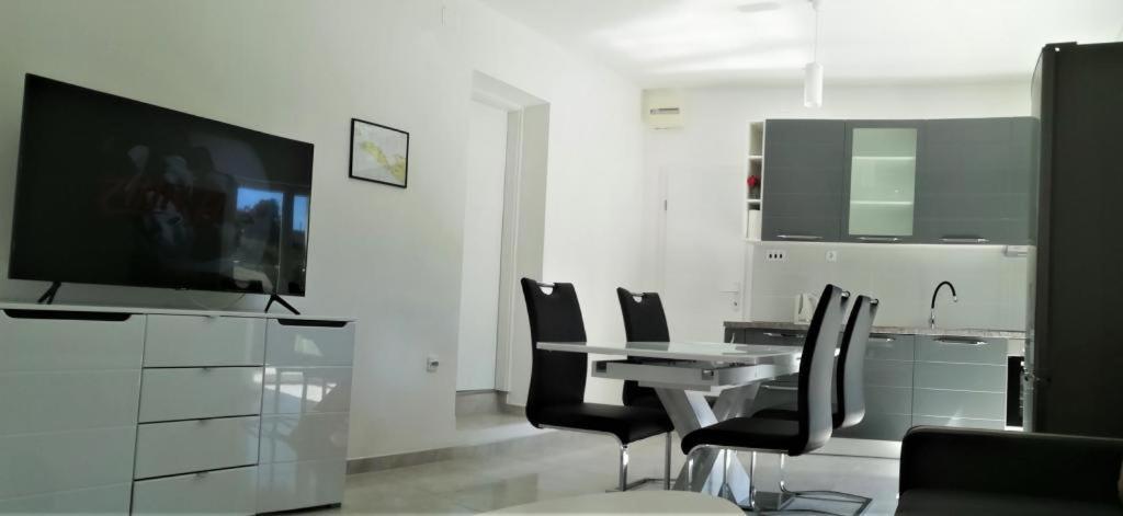 Apartment Zalo Donje Selo na Solti ภายนอก รูปภาพ